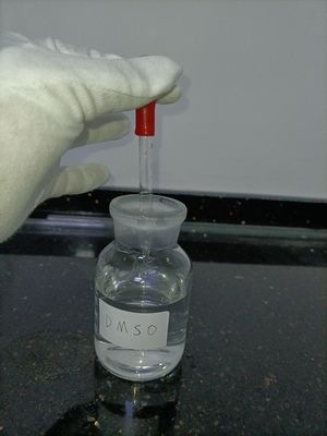 L'iso trasparente leggermente odoroso del liquido del solfossido dimetilico di DMSO ha certificato